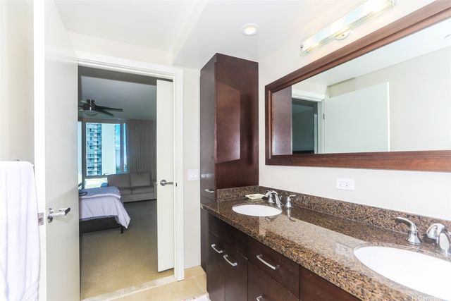 1837 Kalakaua Avenue 1102, Honolulu, HI 96815