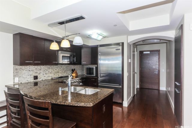 1837 Kalakaua Avenue 1102, Honolulu, HI 96815