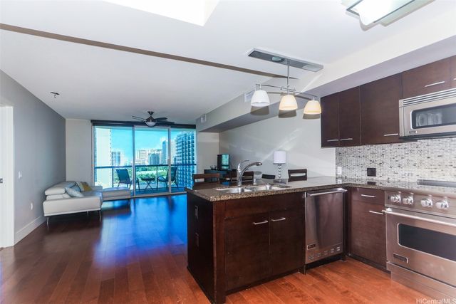 1837 Kalakaua Avenue 1102, Honolulu, HI 96815