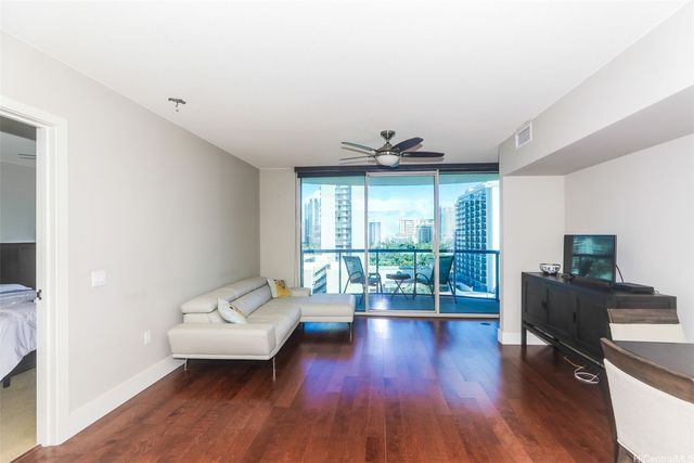 1837 Kalakaua Avenue 1102, Honolulu, HI 96815