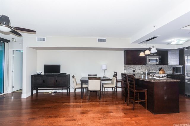 1837 Kalakaua Avenue 1102, Honolulu, HI 96815