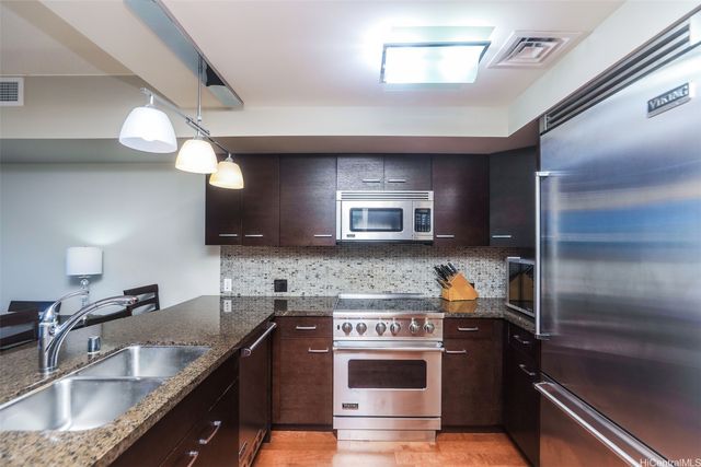 1837 Kalakaua Avenue 1102, Honolulu, HI 96815