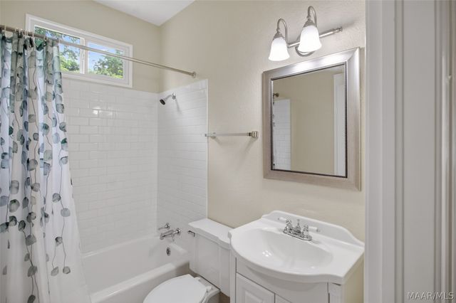 409 S Capitol Parkway, Montgomery, AL 36107