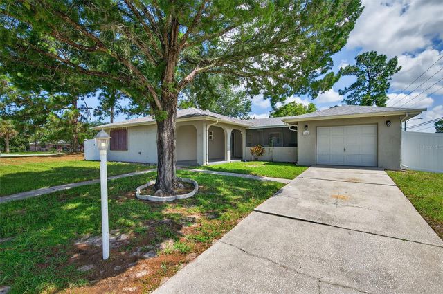 9258 REGATTA CIRCLE, Spring Hill, FL 34606
