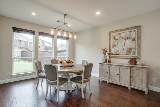 1800 Shade Tree Street, Fort Worth, TX 76008