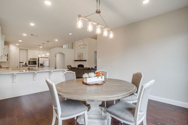 1800 Shade Tree Street, Fort Worth, TX 76008