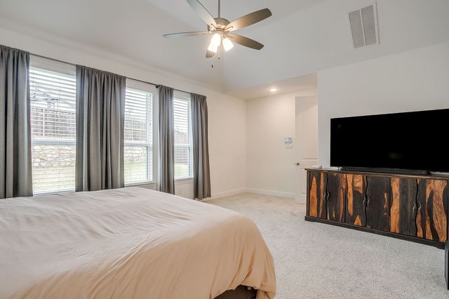 1800 Shade Tree Street, Fort Worth, TX 76008