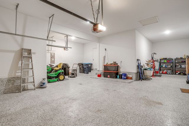 1800 Shade Tree Street, Fort Worth, TX 76008