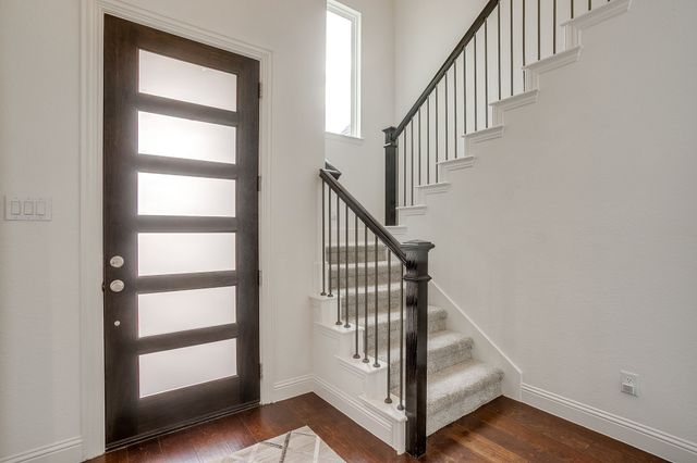 1800 Shade Tree Street, Fort Worth, TX 76008