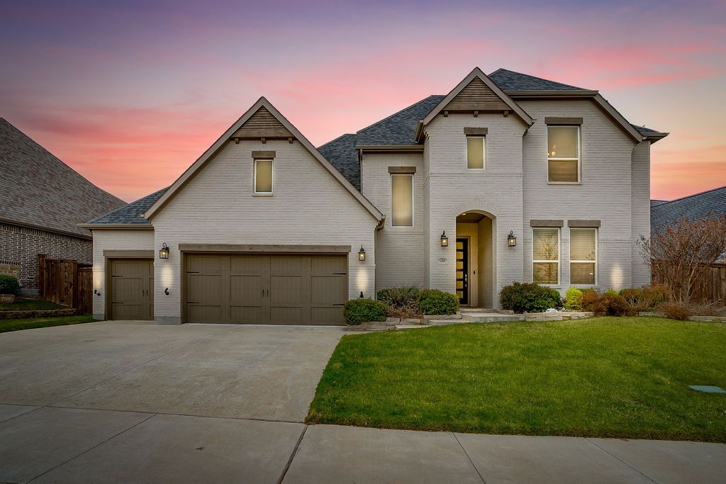 1800 Shade Tree Street, Fort Worth, TX 76008