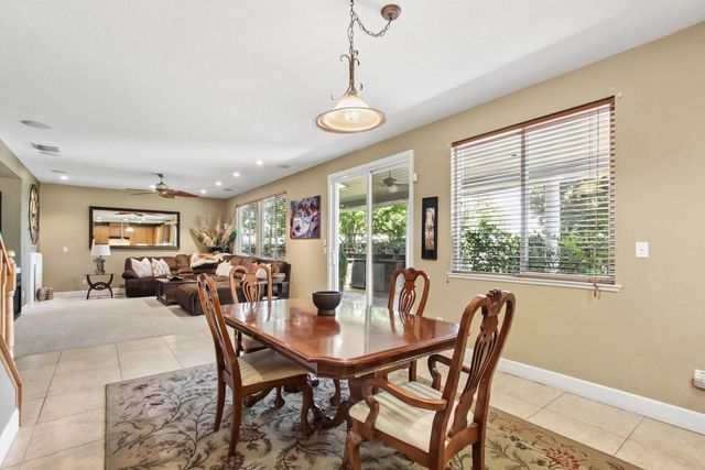 7708 Ocean Park Dr, Antelope, CA 95843