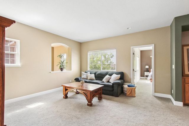 7708 Ocean Park Dr, Antelope, CA 95843