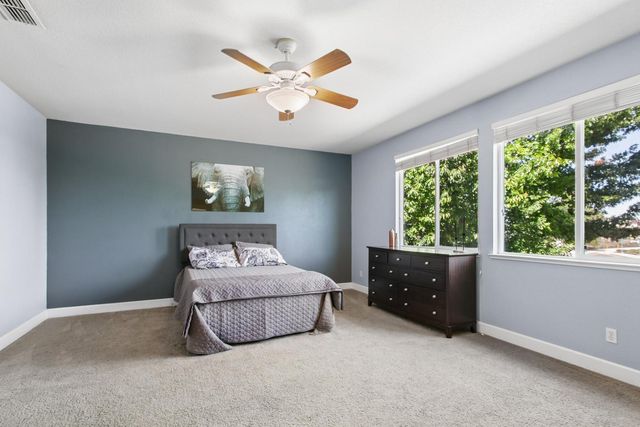 7708 Ocean Park Dr, Antelope, CA 95843