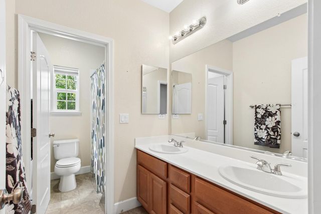 7708 Ocean Park Dr, Antelope, CA 95843