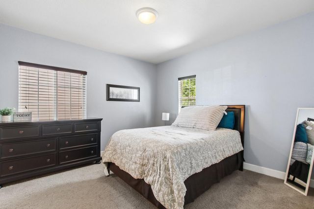 7708 Ocean Park Dr, Antelope, CA 95843