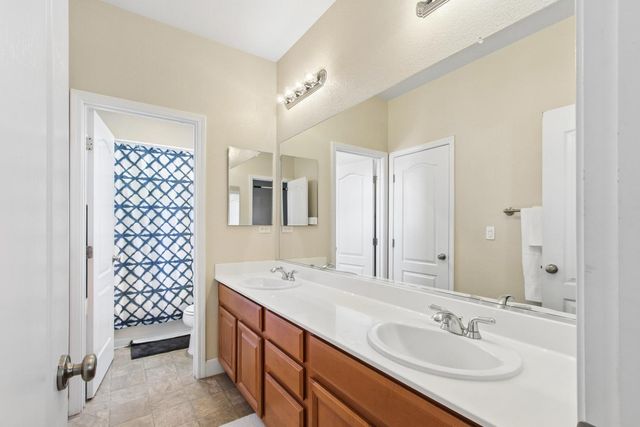 7708 Ocean Park Dr, Antelope, CA 95843