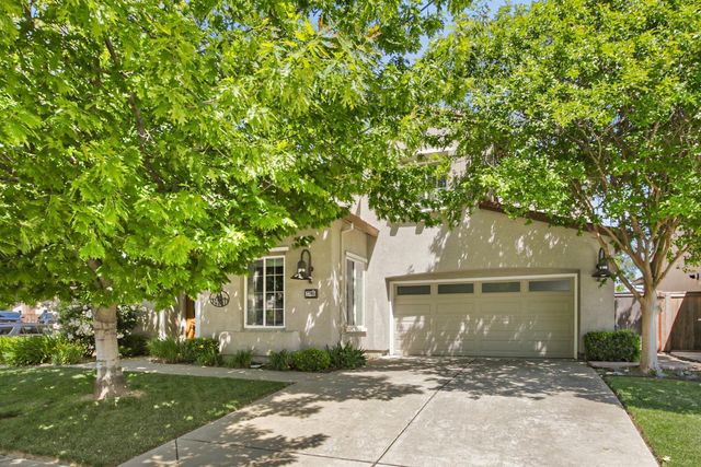 7708 Ocean Park Dr, Antelope, CA 95843
