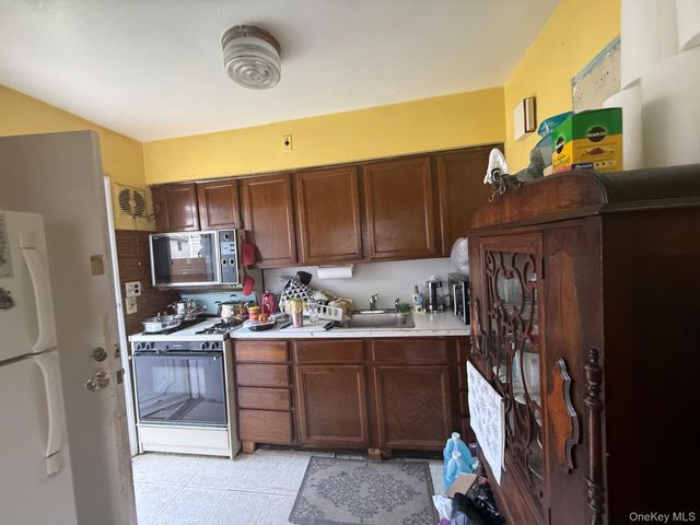 13619 220th Place, Springfield Gardens, NY 11413