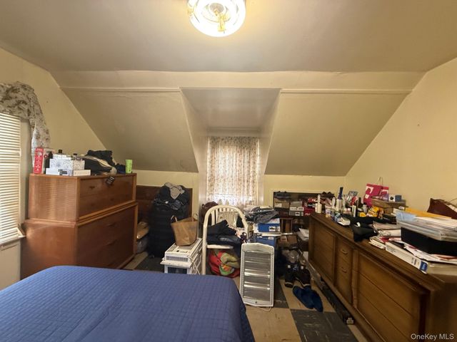 13619 220th Place, Springfield Gardens, NY 11413