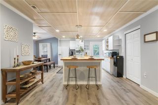 101 Huckleberry DR, Hartfield, VA 23071