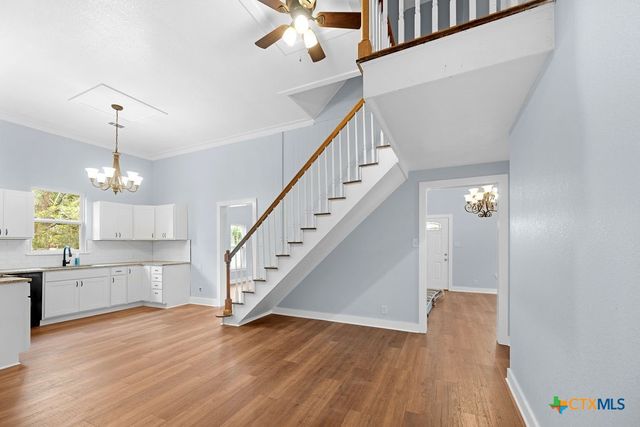 607 W 3rd Street, Eddy, TX 76524