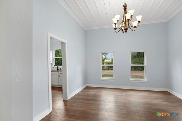607 W 3rd Street, Eddy, TX 76524