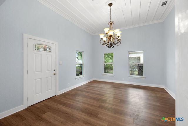 607 W 3rd Street, Eddy, TX 76524