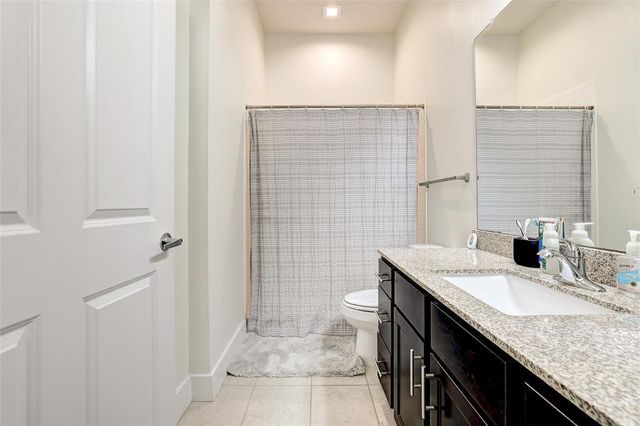 2400 Louis Henna BLVD 305, Round Rock, TX 78664