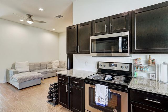 2400 Louis Henna BLVD 305, Round Rock, TX 78664