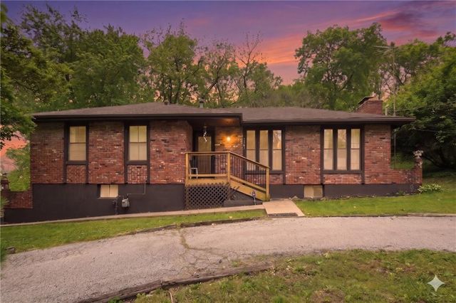 2905 Linden Road, Kansas City, KS 66106