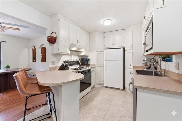 2905 Linden Road, Kansas City, KS 66106