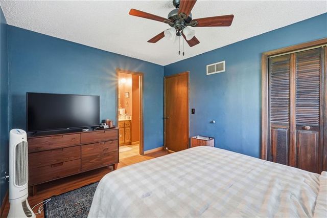 2905 Linden Road, Kansas City, KS 66106