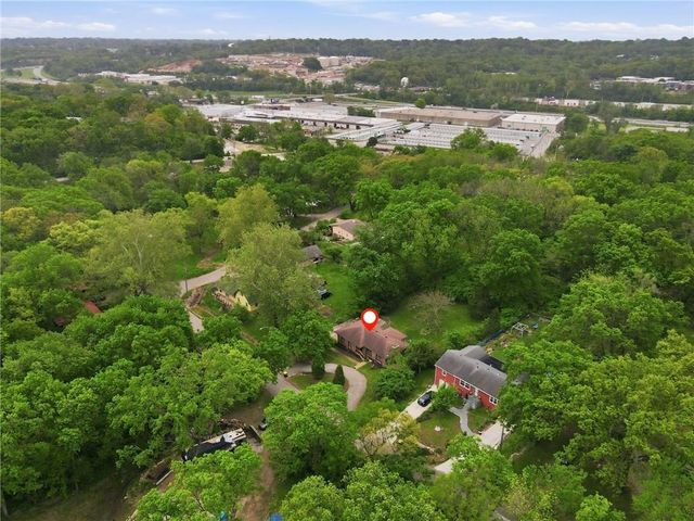 2905 Linden Road, Kansas City, KS 66106
