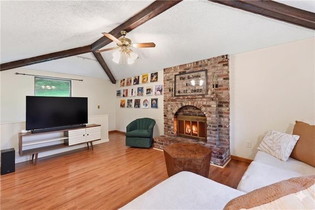 2905 Linden Road, Kansas City, KS 66106