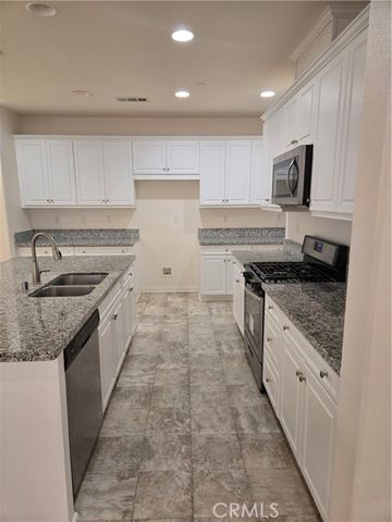 11014 Via Del Corso, Riverside, CA 92505