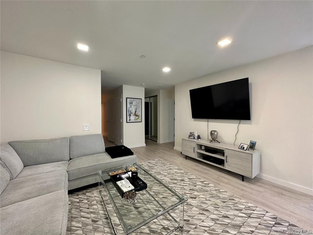 100 Great Neck Road 1A, Great Neck, NY 11021 — photo 4
