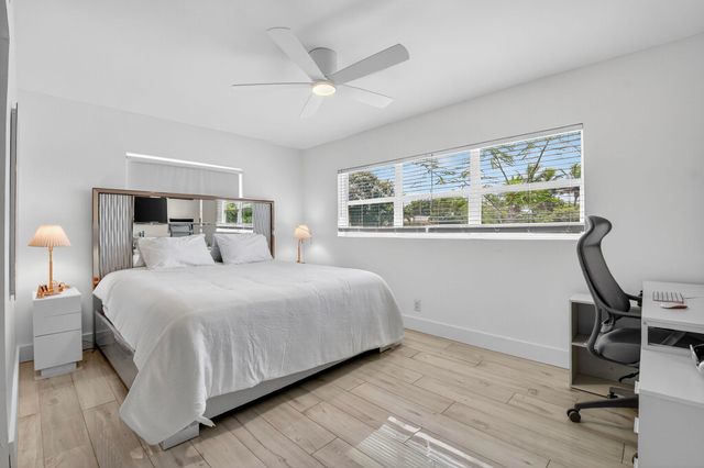 449 SW 4th Avenue, Boynton Beach, FL 33435