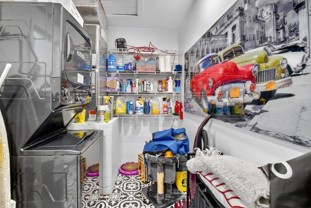 449 SW 4th Avenue, Boynton Beach, FL 33435