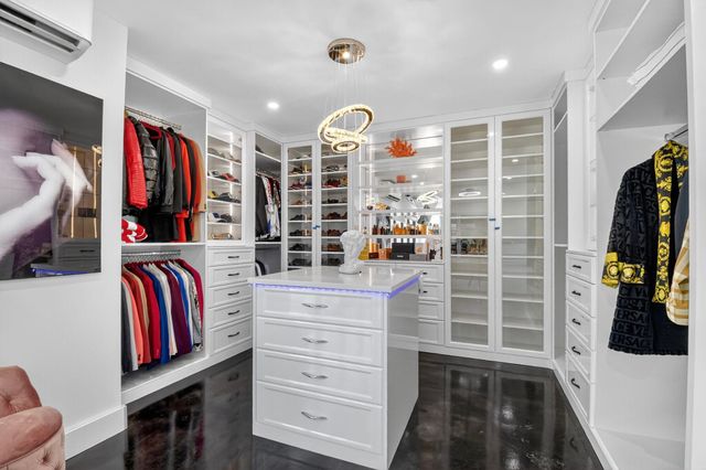 449 SW 4th Avenue, Boynton Beach, FL 33435