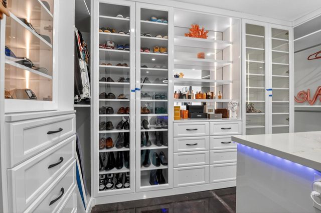 449 SW 4th Avenue, Boynton Beach, FL 33435