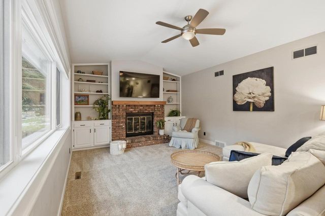 5 Ramsgate Circle, Madison, WI 53717