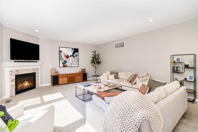 1 Villagrande Boulevard, Fort Thomas, KY 41075