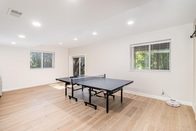 1 Villagrande Boulevard, Fort Thomas, KY 41075