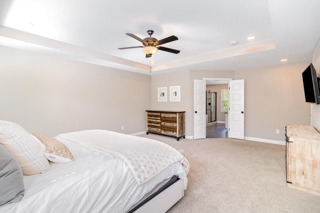 1 Villagrande Boulevard, Fort Thomas, KY 41075