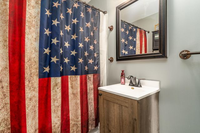 1221 Knight Avenue N, Thief River Falls, MN 56701