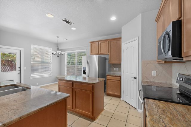 3622 Hershal Drive, Midlothian, TX 76065