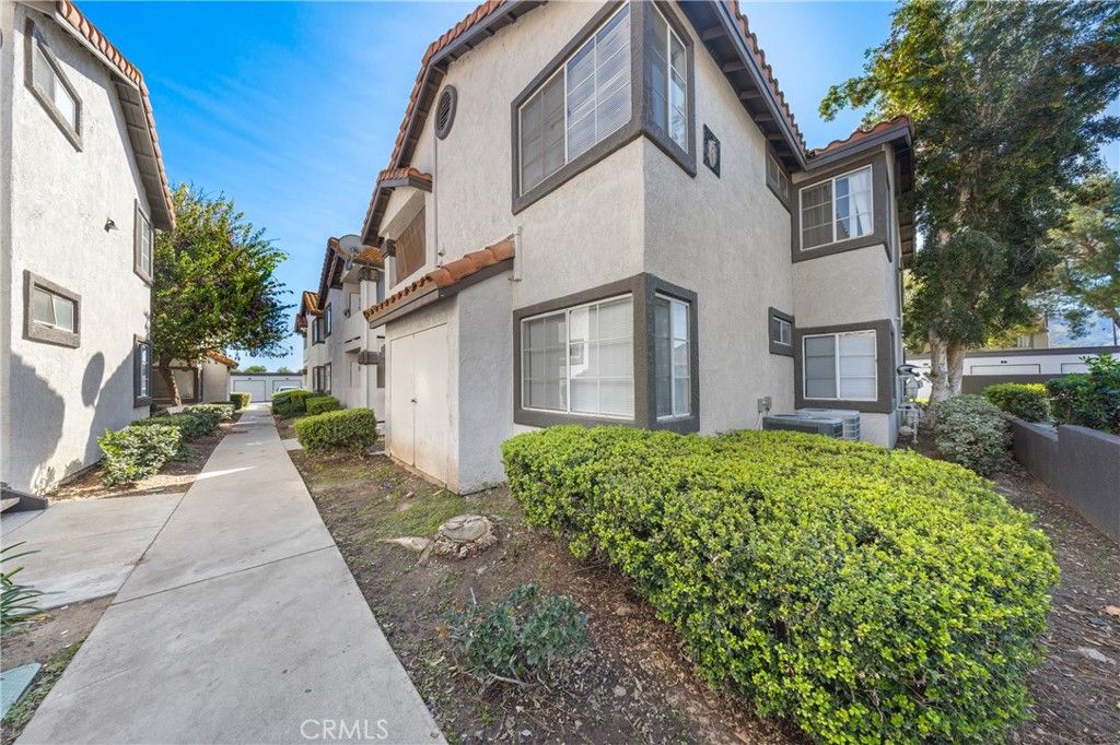 16377 Lakeshore 6K, Lake Elsinore, CA 92530