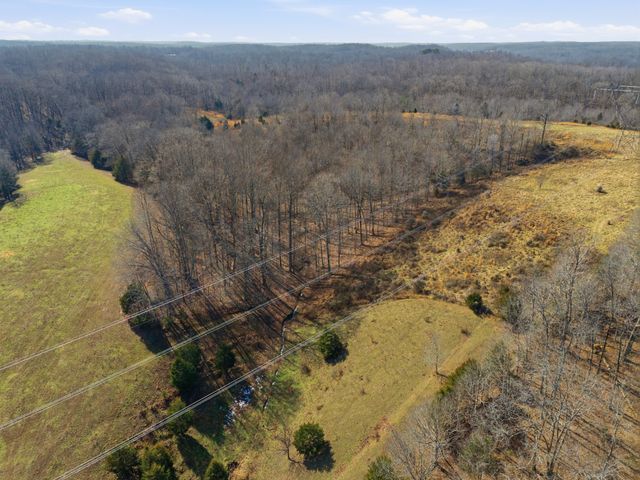 0 Indian Creek Rd, Mc Ewen, TN 37101