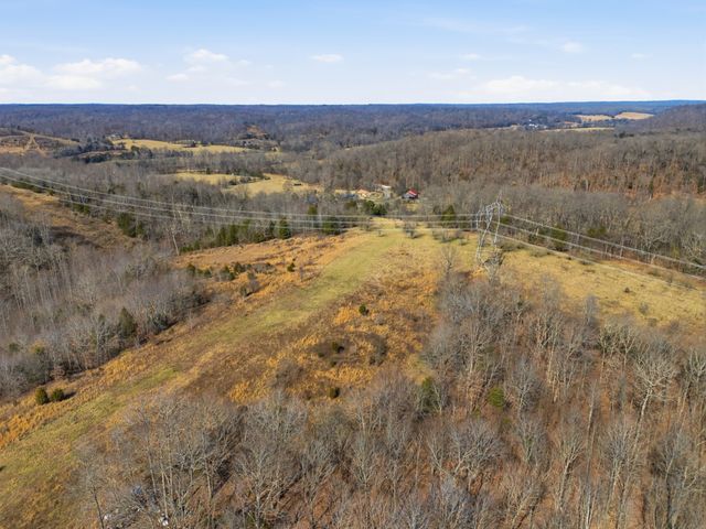 0 Indian Creek Rd, Mc Ewen, TN 37101