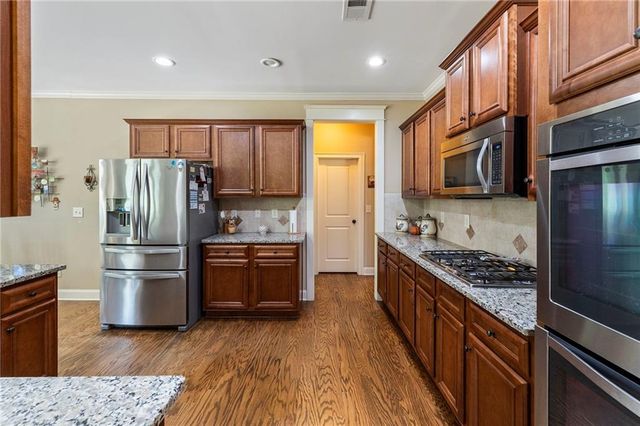 2116 Ector Place NW, Kennesaw, GA 30152